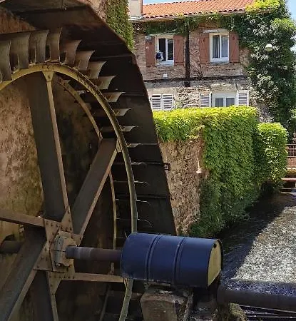 Le Moulin De Daire