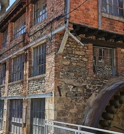 Le Moulin De